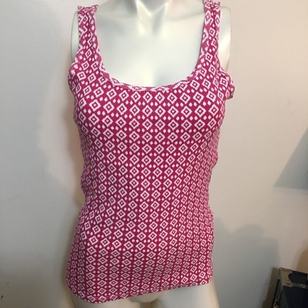 Thick ribbed Tank